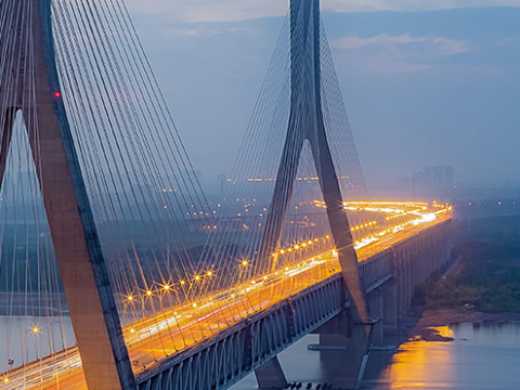 交通事故評估費用誰來承擔？